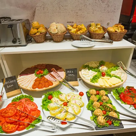 Marquise Garni 4* Belgrad