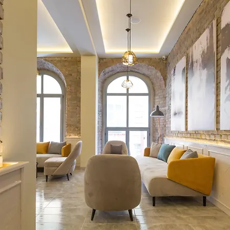 Marquise Garni 4* Belgrád