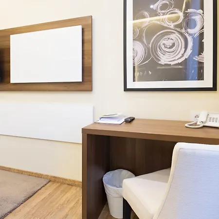 Marquise Garni Hotel