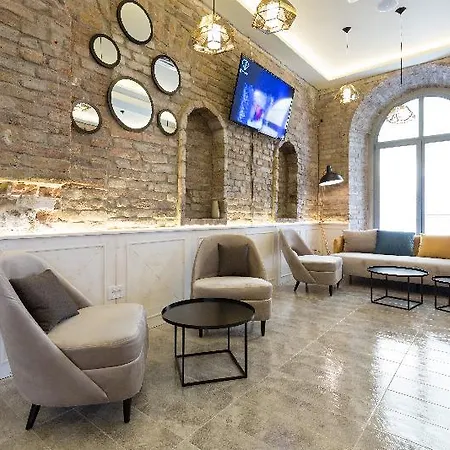 Hotel Marquise Garni 4*