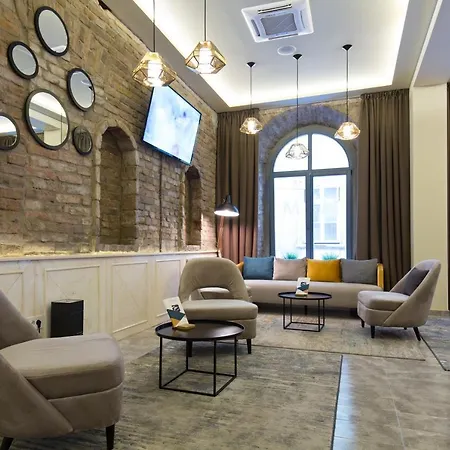 Hotel Marquise Garni 4*